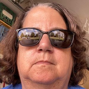 Meet your Posher, Cindi